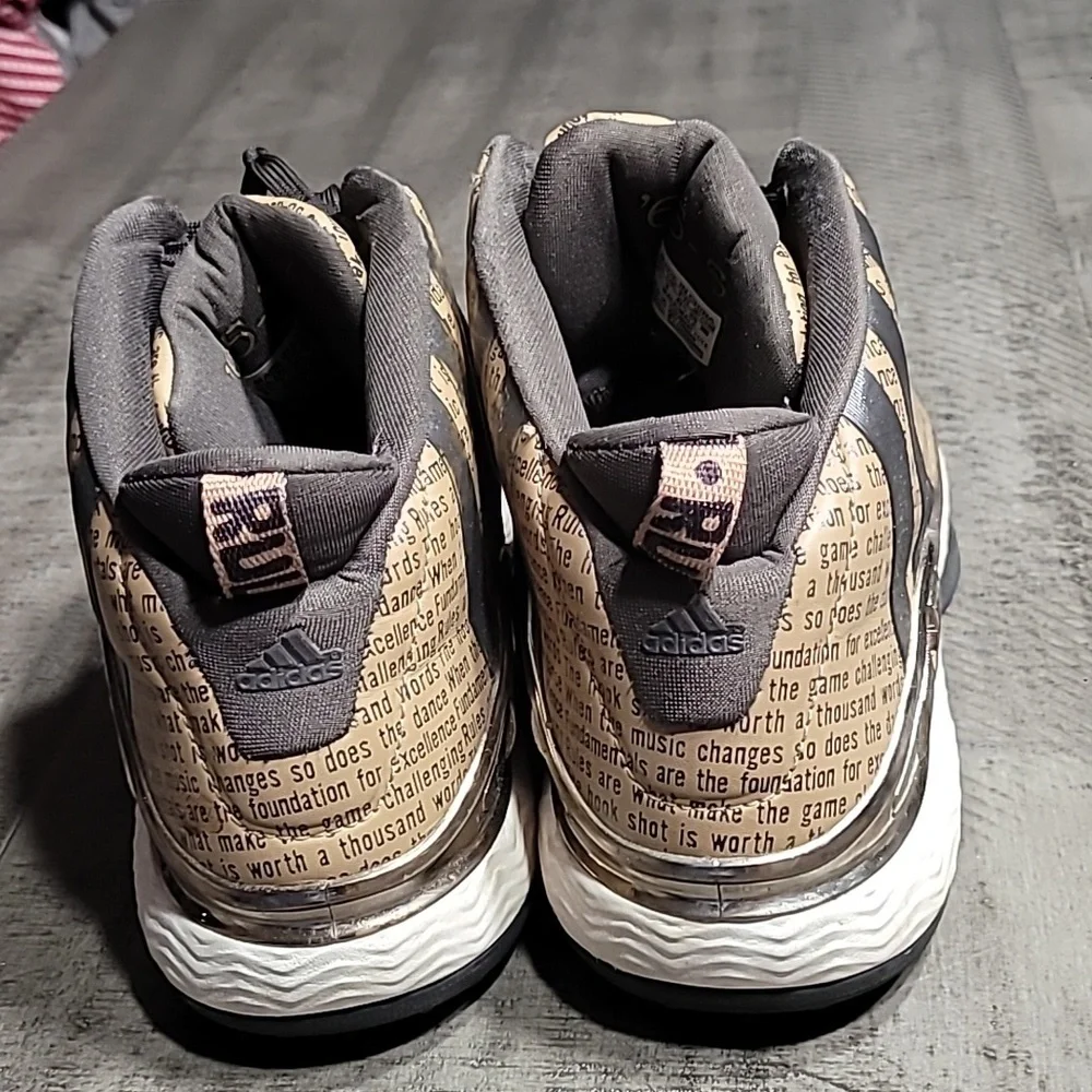 Adidas J-Wall John Wall BHM Men's Sneakers Shoes Size 9.5